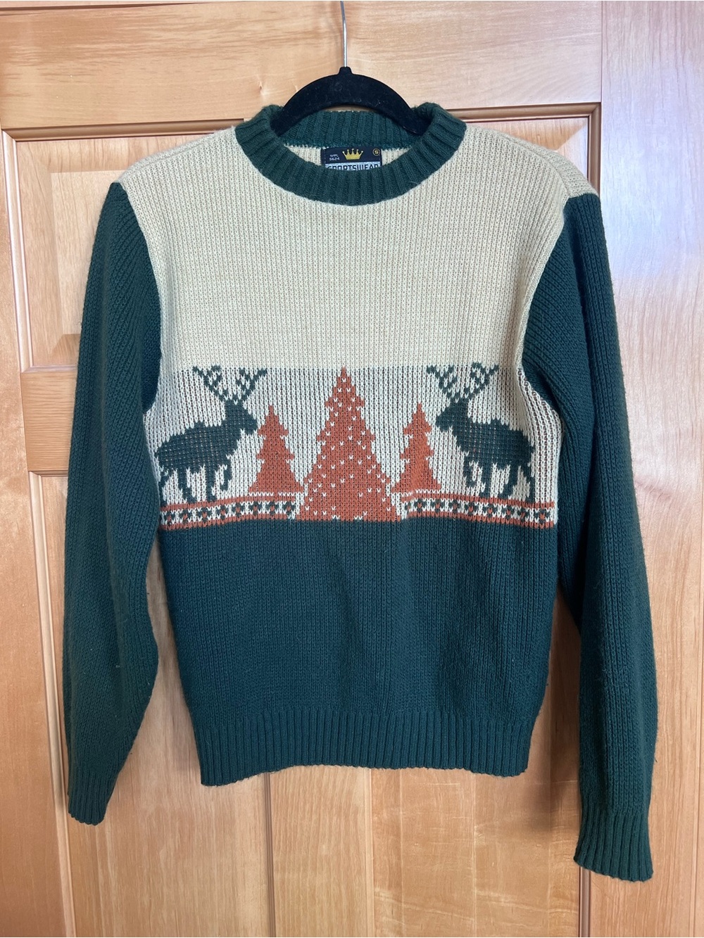 Vintage Deer and Forest Pattern Crewneck Sweater - Green & Cream